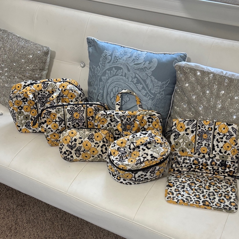 VERA BRADLY Go Wild Travel Bag Set
